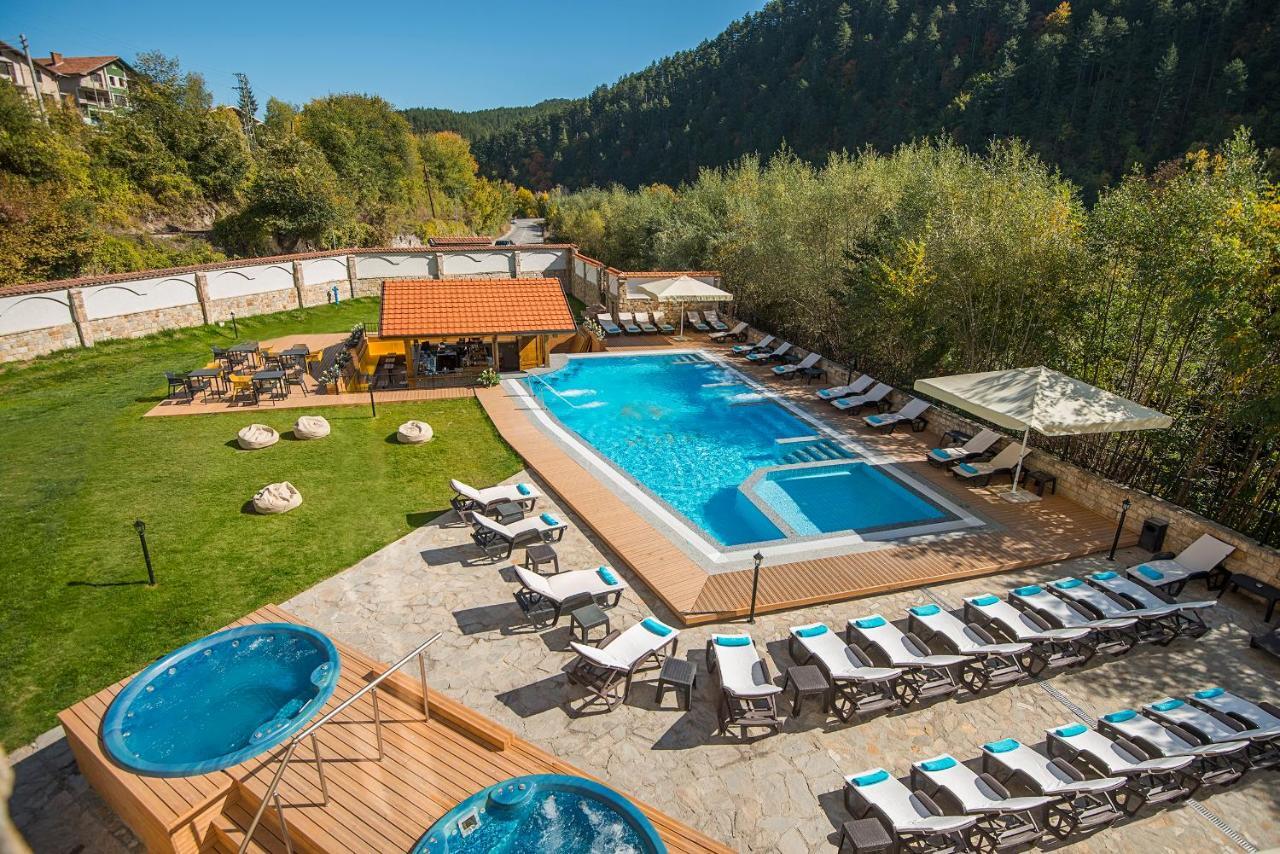 Balneo Complex Saint Spas ヴェリングラード エクステリア 写真